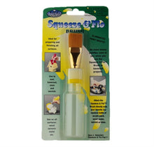 Load image into Gallery viewer, Squeeze and Flo Bottle Brush - Flat 1"