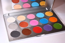 Load image into Gallery viewer, Kryolan - VIVA Brillliant Color Medley -15 Color Shadow Palette
