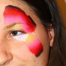 Load image into Gallery viewer, TAG Face Paint Split Cake DISC. -  EXCL New Oriental Dreams
